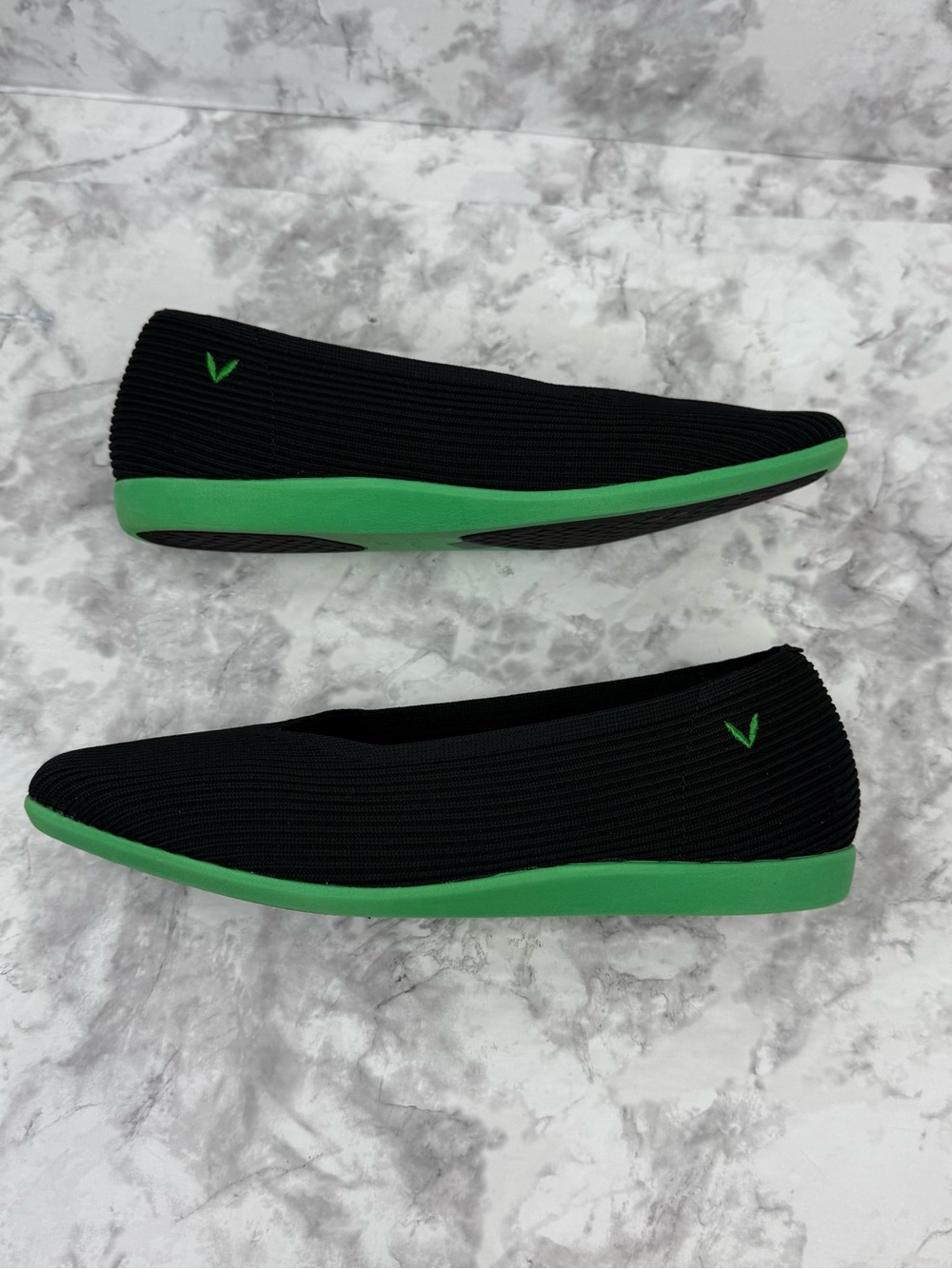 VIVAIA Margot Square-Toe Flat Women’s Sz 38 Black Green Knit Sustainable Comfort - Picture 7 of 13